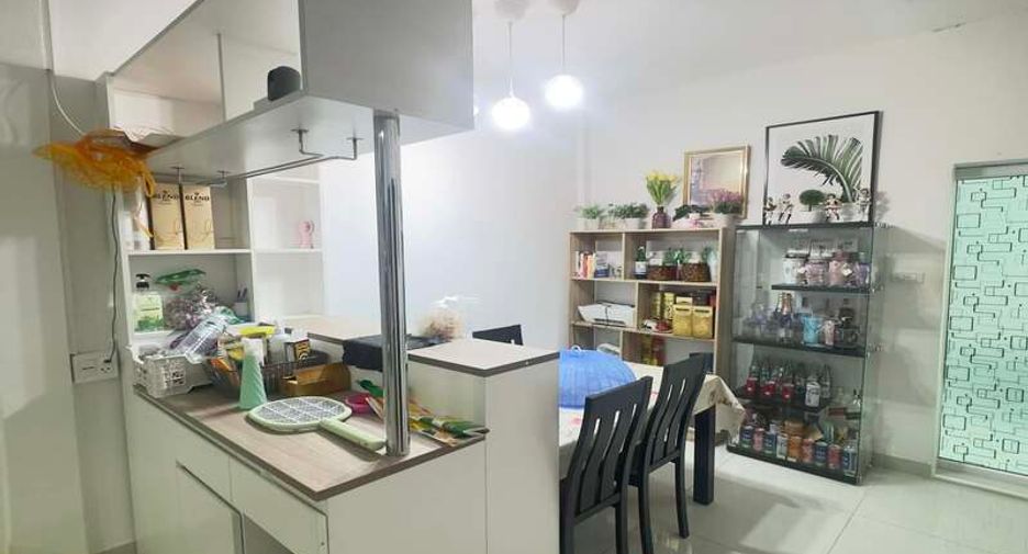For sale 2 bedrooms villa in East Pattaya, Pattaya