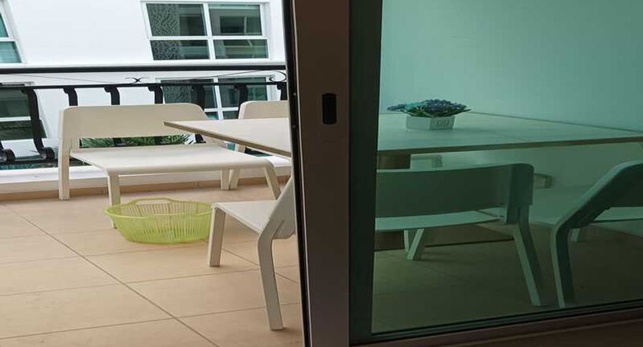 For sale 2 bedrooms condo in South Pattaya, Pattaya