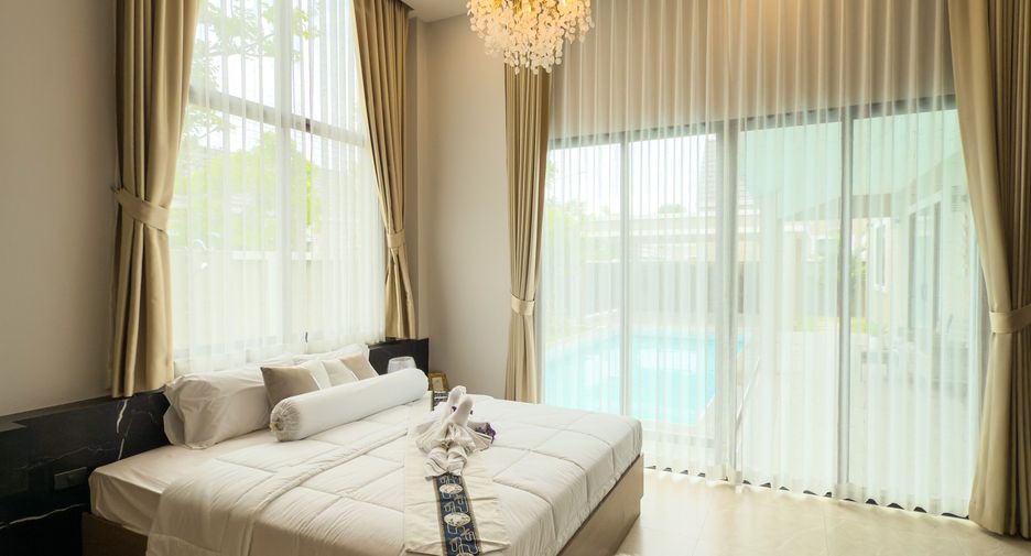 For sale 3 bedrooms villa in East Pattaya, Pattaya