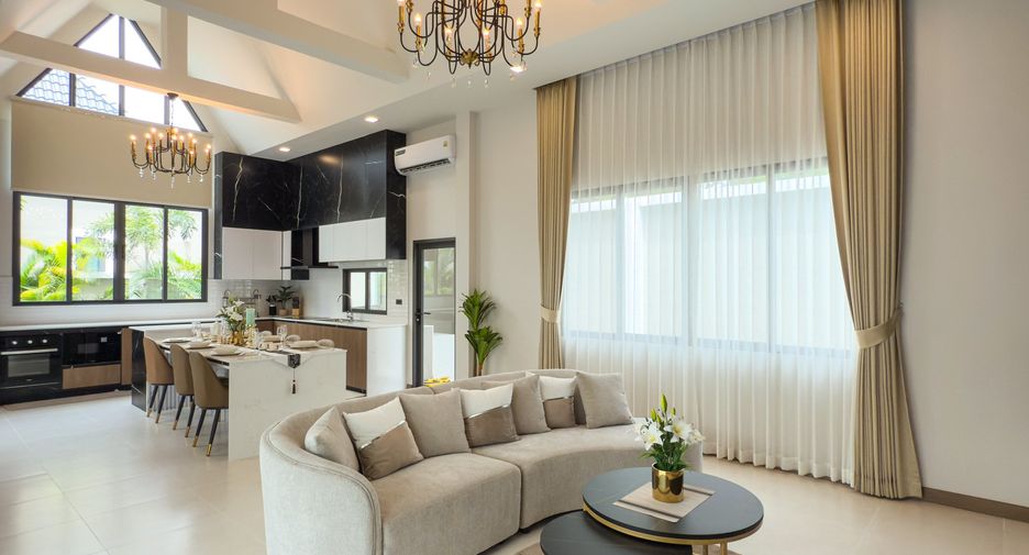 For sale 3 bedrooms villa in East Pattaya, Pattaya