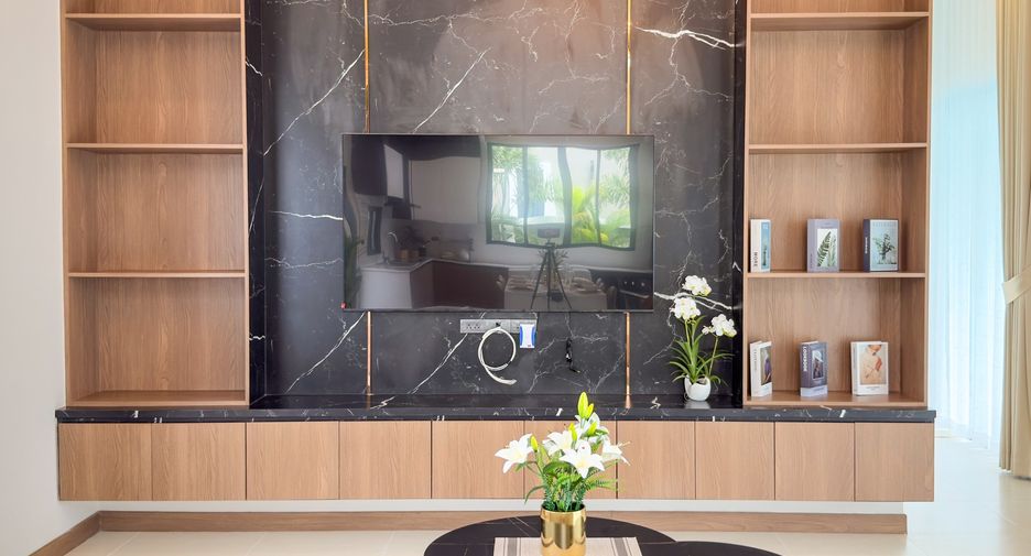 For sale 3 bedrooms villa in East Pattaya, Pattaya
