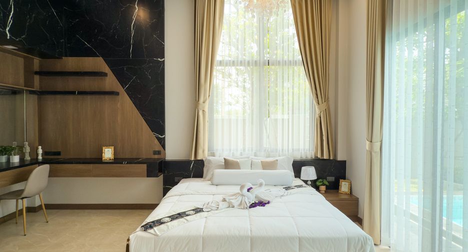 For sale 3 bedrooms villa in East Pattaya, Pattaya