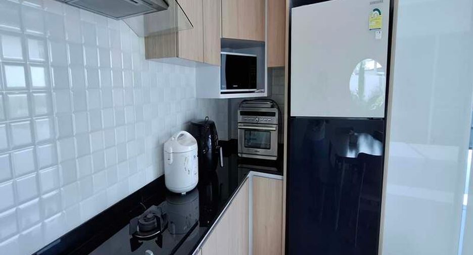 Продажа 4 спальни дом в Восточная Паттайя, Паттайя