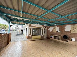 For sale 2 ベッドルーム villa in Bang Lamung, Chonburi