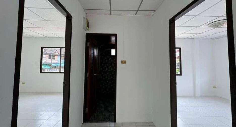 For sale 2 bedrooms villa in East Pattaya, Pattaya