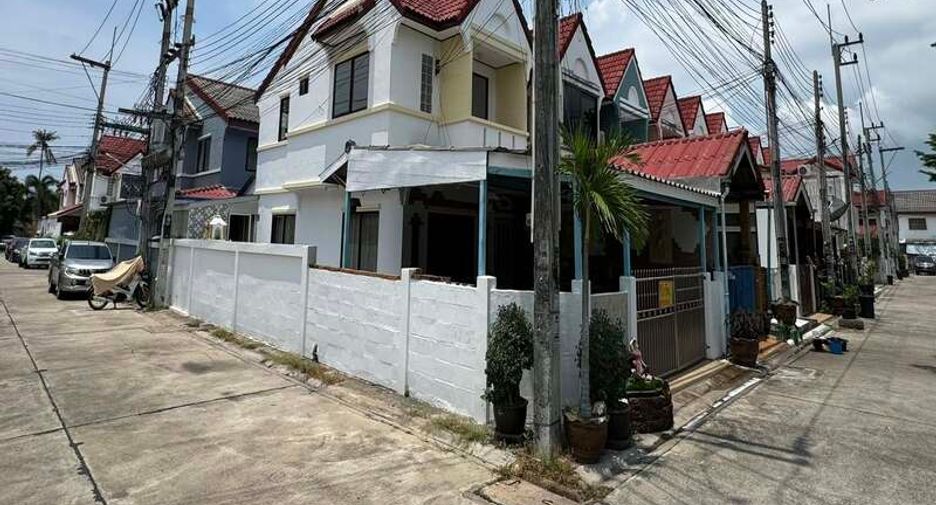 For sale 2 bedrooms villa in East Pattaya, Pattaya