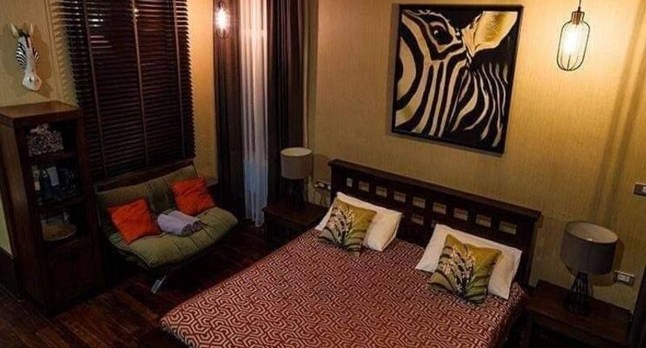 Villa zum Kauf mit 7 Zimmer in Sattahip, Chonburi