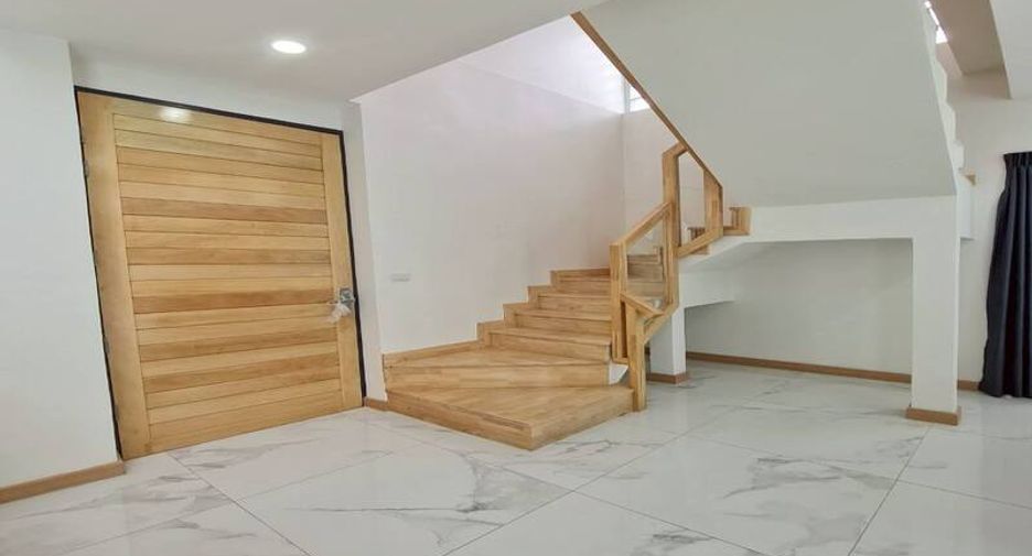 Villa zum Kauf mit 3 Zimmer in Huay Yai, Pattaya