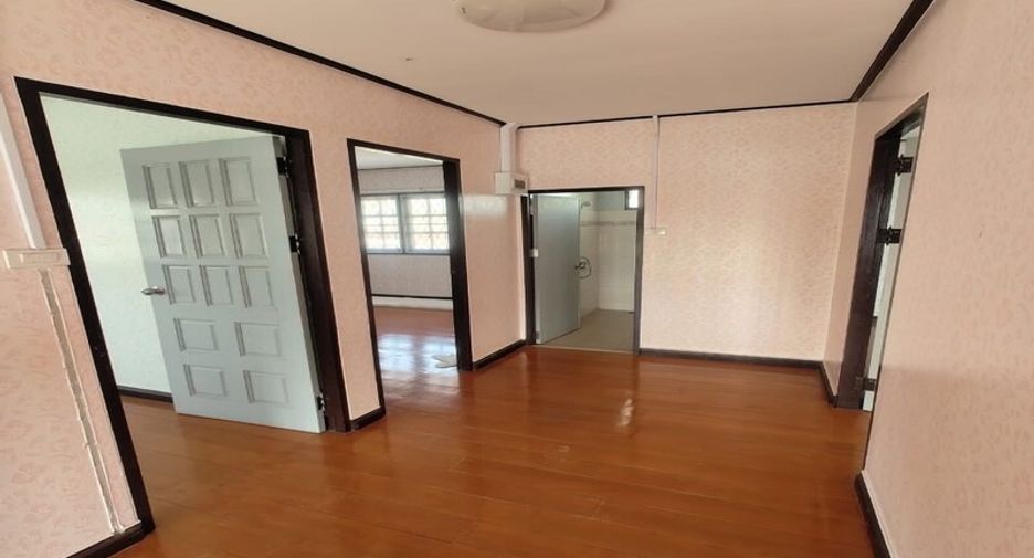 Villa zum Kauf mit 4 Zimmer in Sattahip, Pattaya