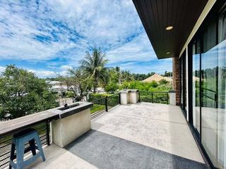 À vendre 4 chambres villa à Bang Lamung, Chonburi