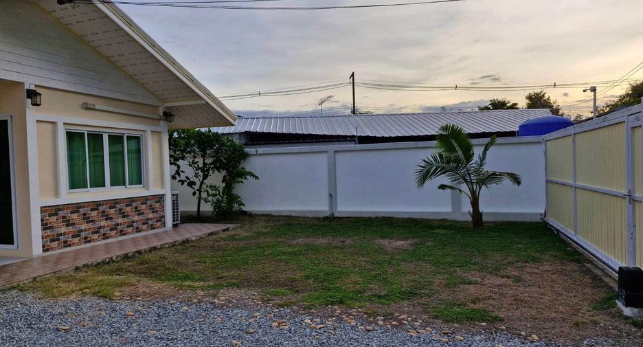 For sale 2 bedrooms villa in Huay Yai, Pattaya