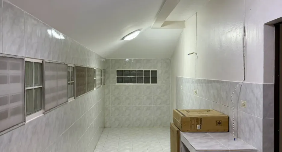 Haus zum Kauf mit 2 Zimmer in Bang Lamung, Chonburi