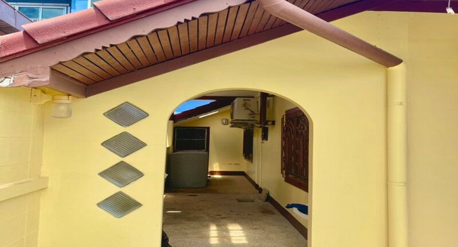 For sale 2 bedrooms villa in East Pattaya, Pattaya