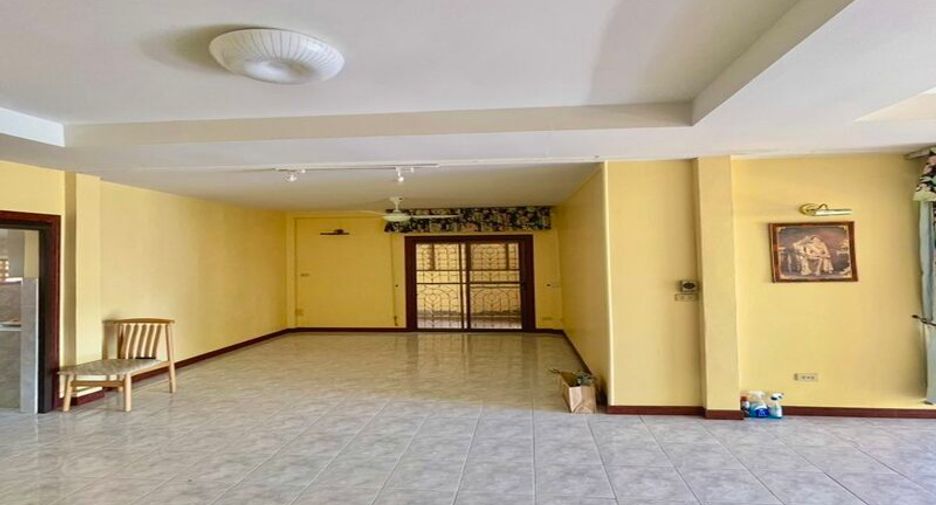 For sale 2 bedrooms villa in East Pattaya, Pattaya