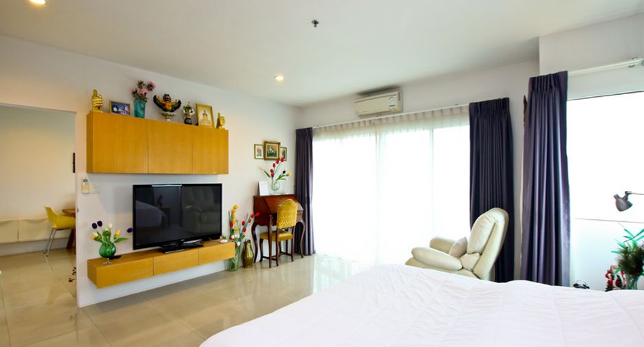 For sale 1 bed condo in South Pattaya, Pattaya