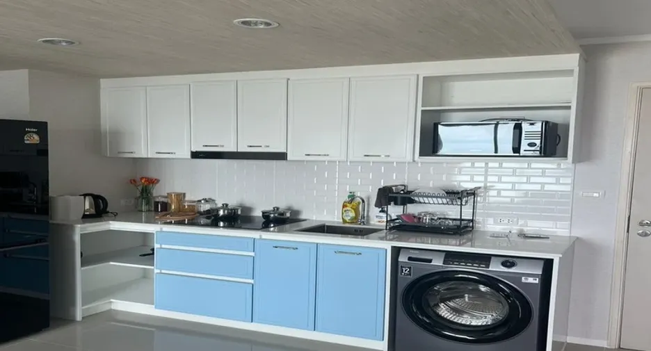 For sale 2 bedrooms condo 