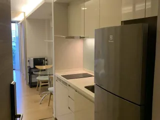 Condo en alquiler de 1 habitaciones en Khlong Toei, Bangkok