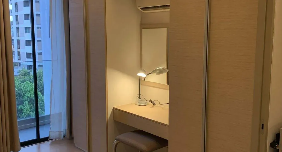 For rent 1 bed condo in Khlong Toei, Bangkok
