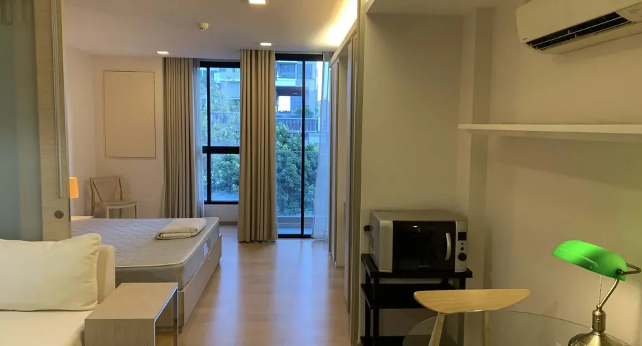 For rent 1 bed condo in Khlong Toei, Bangkok