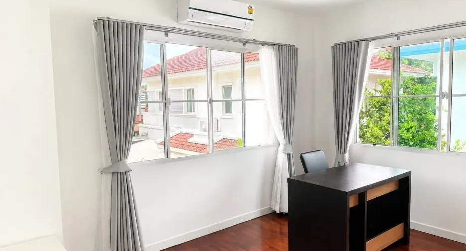 For rent 3 bedrooms house in Prawet, Bangkok