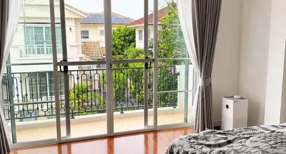 For rent 3 bedrooms house in Prawet, Bangkok