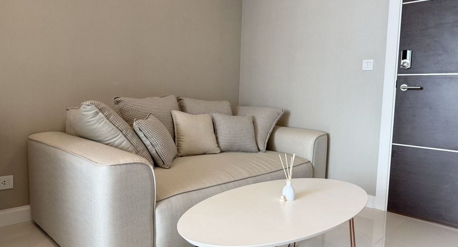 For sale 1 bed condo in Mueang Samut Prakan, Samut Prakan