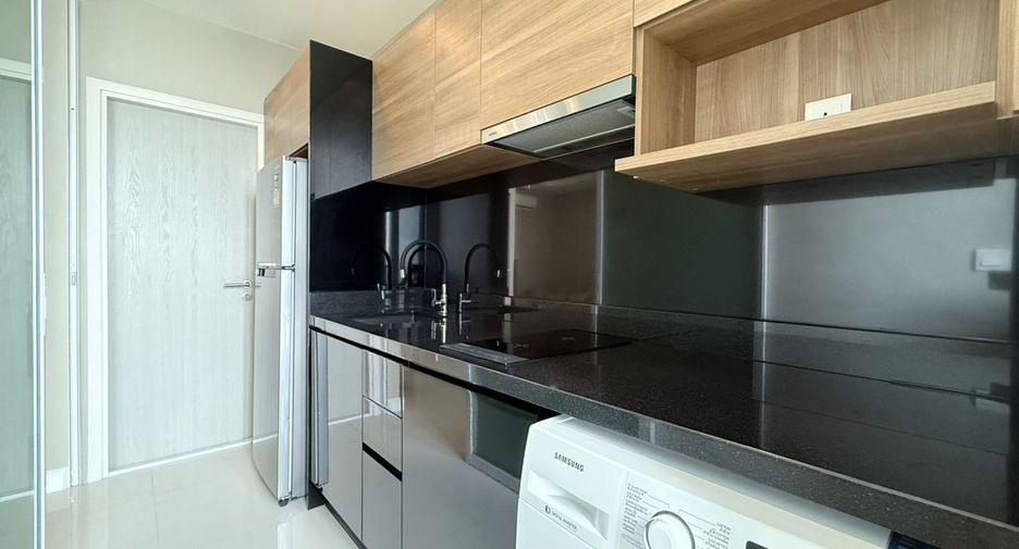 For sale 1 bed condo in Mueang Samut Prakan, Samut Prakan
