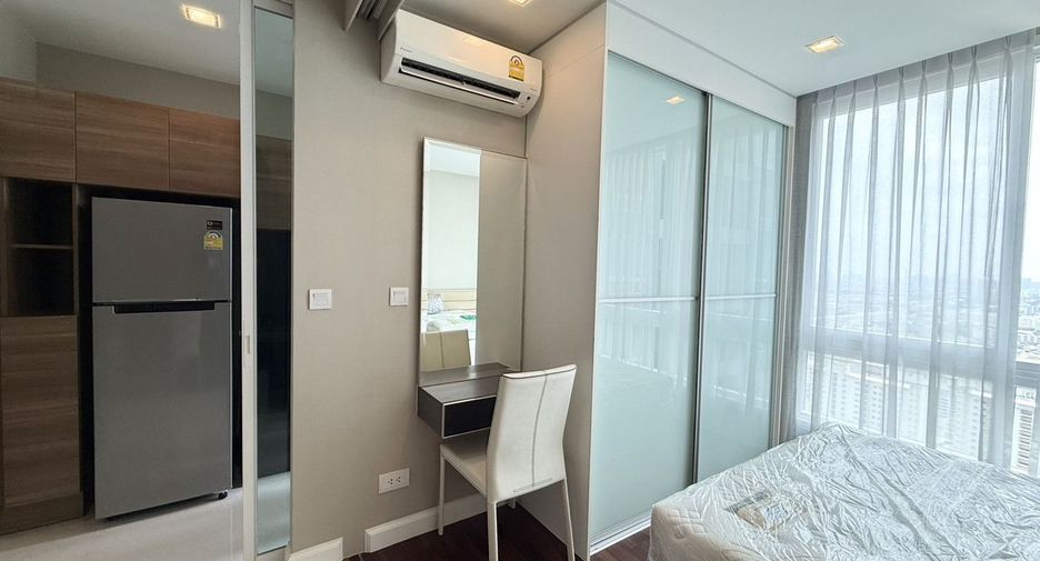 For sale 1 bed condo in Mueang Samut Prakan, Samut Prakan