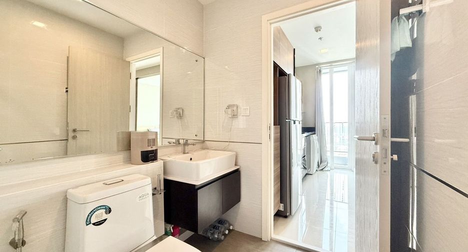 For sale 1 bed condo in Mueang Samut Prakan, Samut Prakan