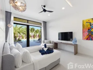 For rent 4 bedrooms villa in Mueang Phuket, Phuket