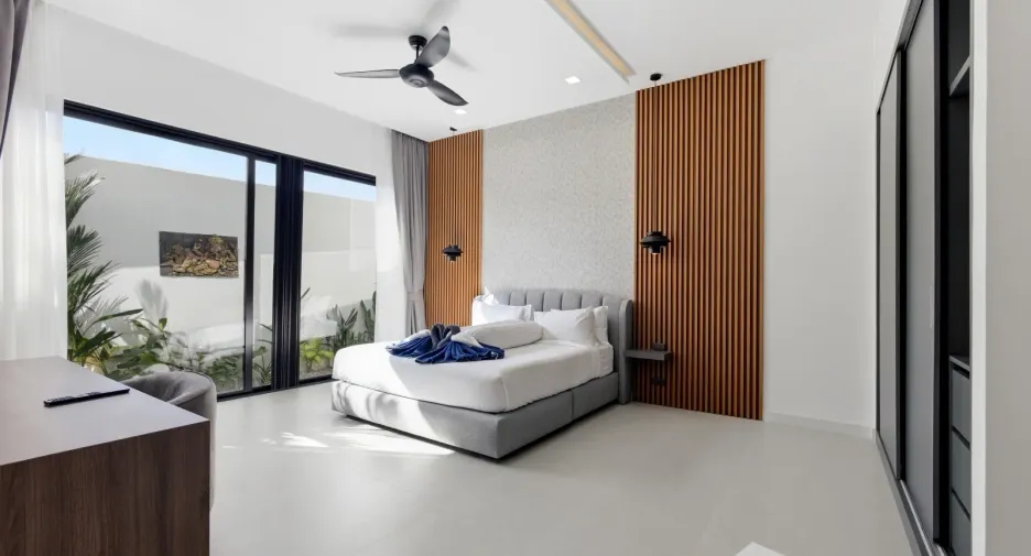 For rent 4 bedrooms villa in Mueang Phuket, Phuket