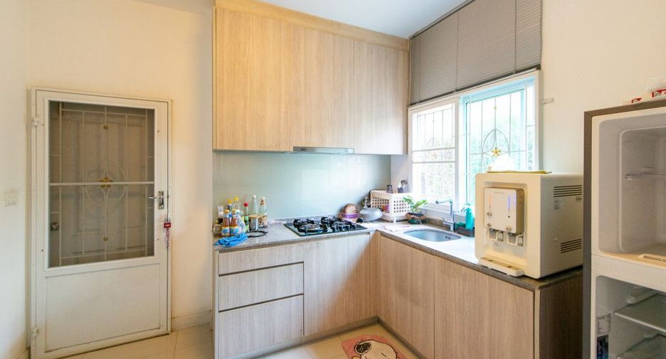 For sale 4 bedrooms house in Bang Bon, Bangkok