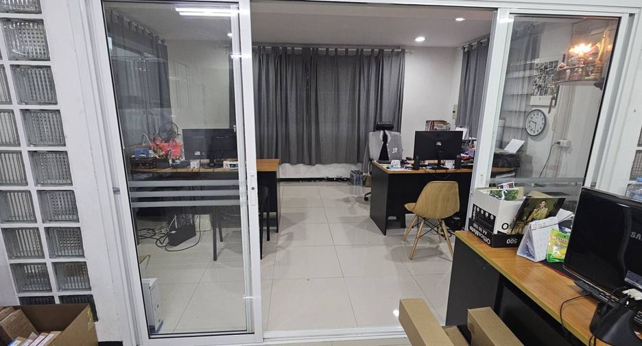 For sale 6 bedrooms office in Bang Na, Bangkok
