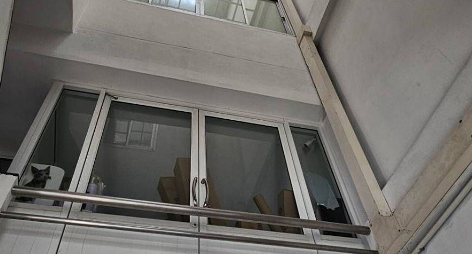 For sale 6 bedrooms office in Bang Na, Bangkok