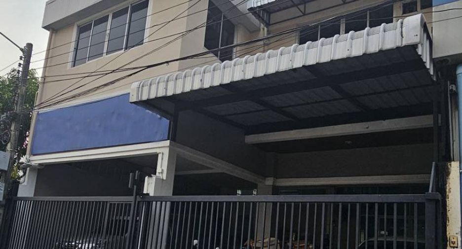 For sale 6 bedrooms office in Bang Na, Bangkok