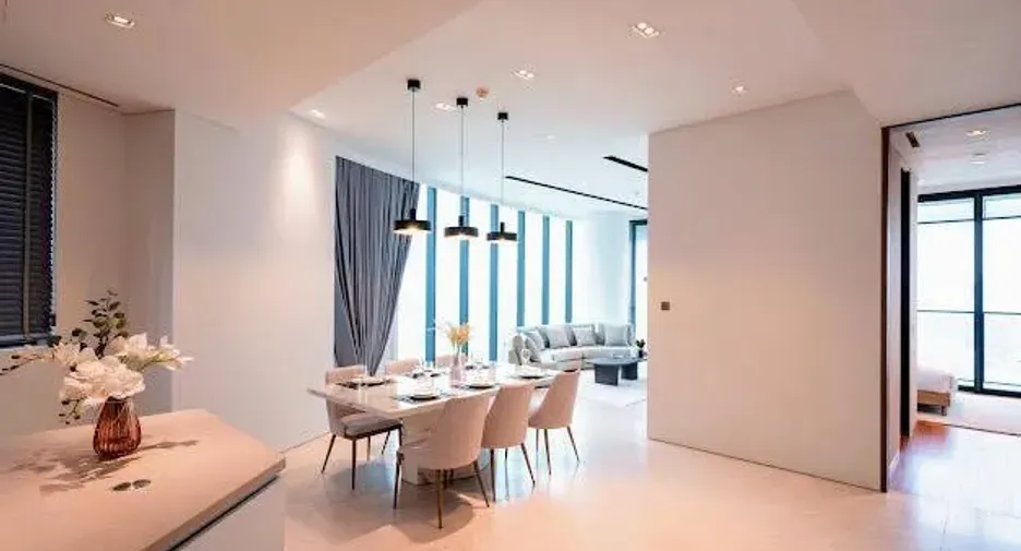 For rent 2 bedrooms condo in Khlong San, Bangkok