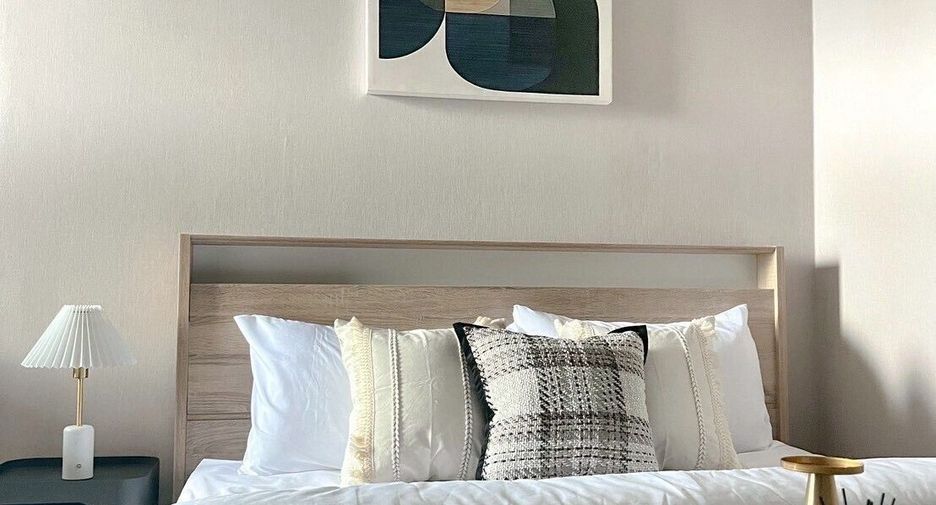 For rent 2 bedrooms condo in Bang Sue, Bangkok