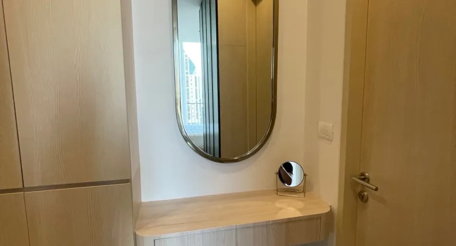 For rent 1 bed condo in Watthana, Bangkok