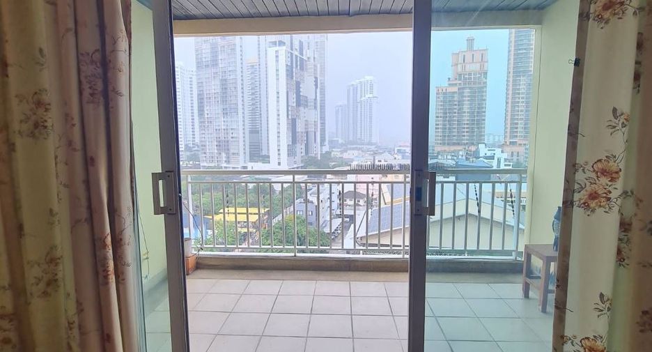 For sale 2 bedrooms condo in Khlong Toei, Bangkok