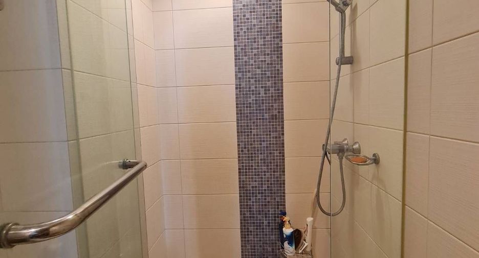 For sale 2 bedrooms condo in Khlong Toei, Bangkok