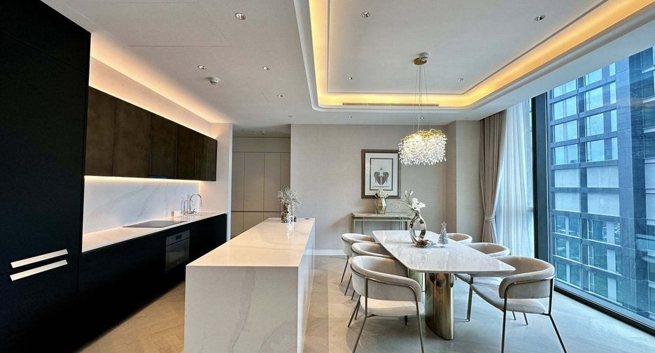 For rent 2 bedrooms condo in Sathon, Bangkok