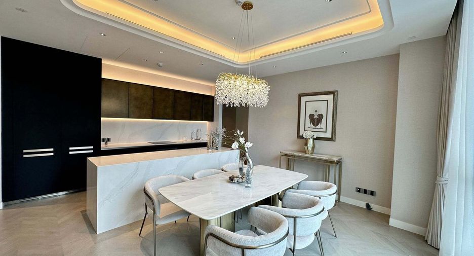 For rent 2 bedrooms condo in Sathon, Bangkok
