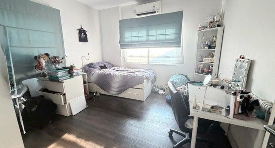 For rent 4 bedrooms house in Bang Phli, Samut Prakan