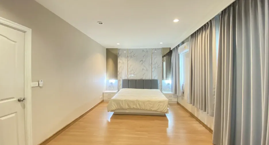 À louer 3 chambres maison à Suan Luang, Bangkok