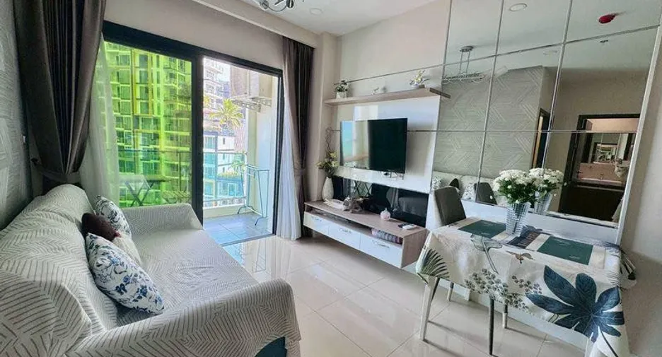For sale 1 bed condo in Jomtien, Pattaya