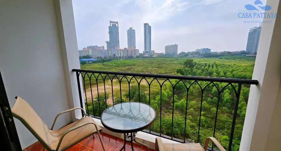 For sale 1 bed condo in Jomtien, Pattaya