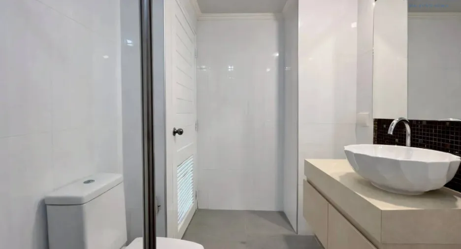 For sale 1 bed condo in Jomtien, Pattaya