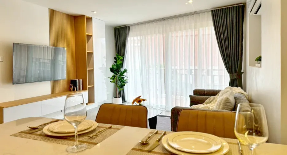 For sale 2 bedrooms condo in South Pattaya, Pattaya