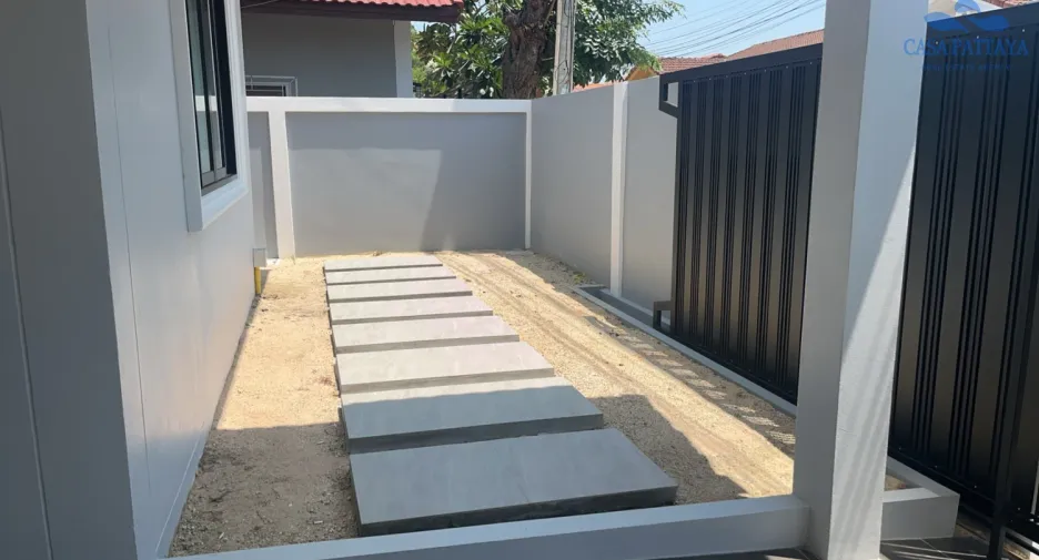 For sale 3 bedrooms house in East Pattaya, Pattaya