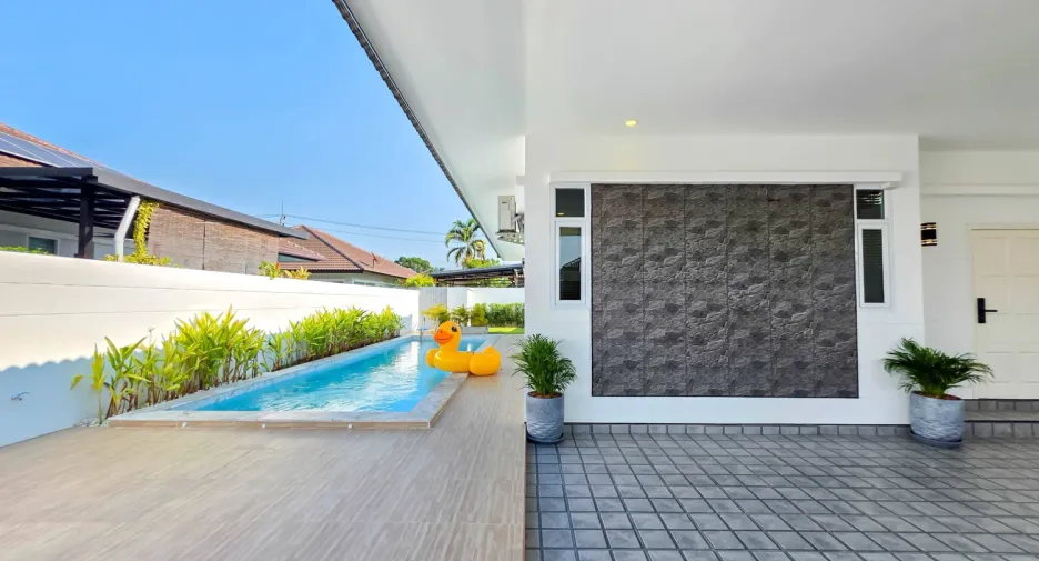For sale 3 bedrooms villa in East Pattaya, Pattaya